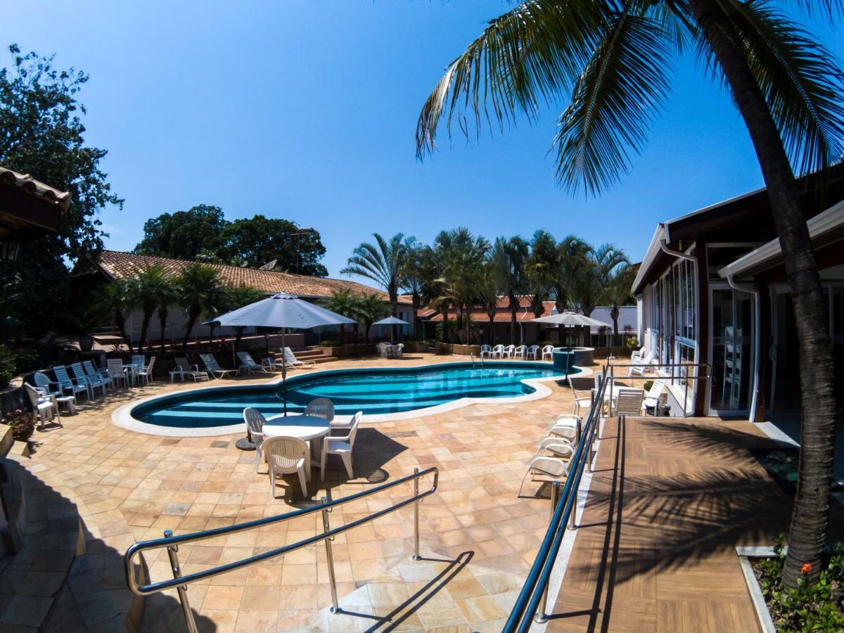 Villa De Holanda Parque Hotel Holambra Buitenkant foto