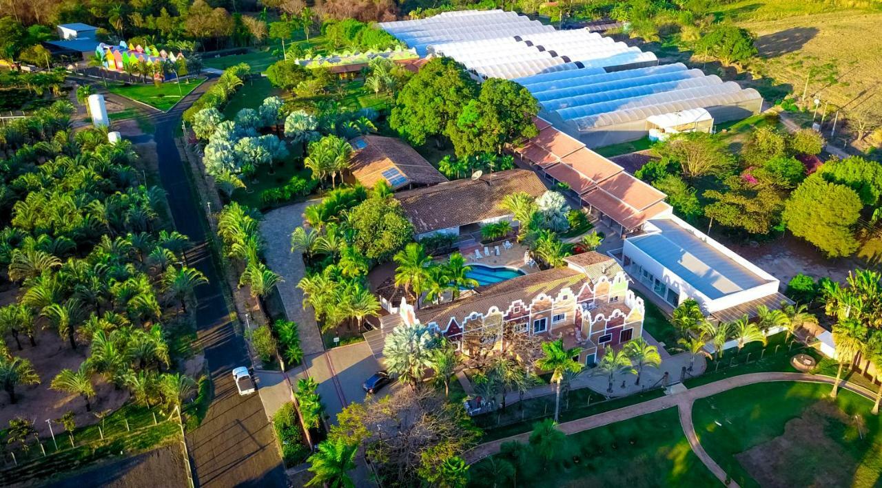 Villa De Holanda Parque Hotel Holambra Buitenkant foto